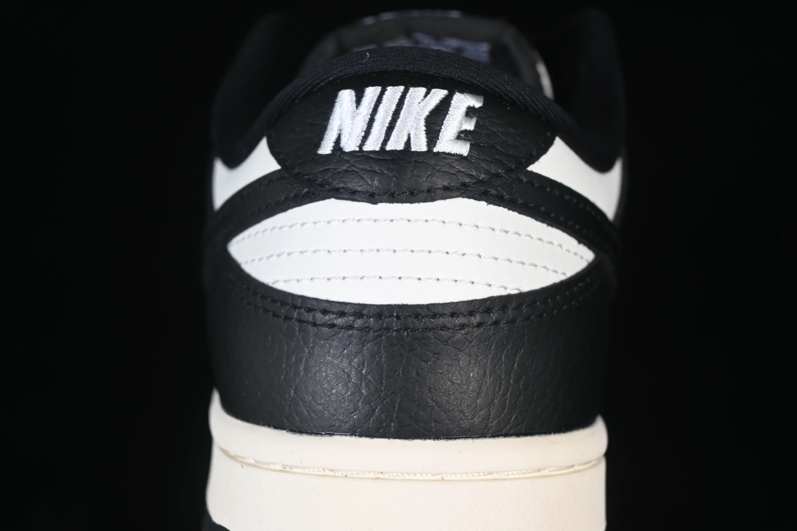 All Categories Nk SB Dunk Series Nk SB Dunk Low Low-top sneakers Nike SB Dunk Low Black and White Panda Low-top casual sneakers HQ7487-100